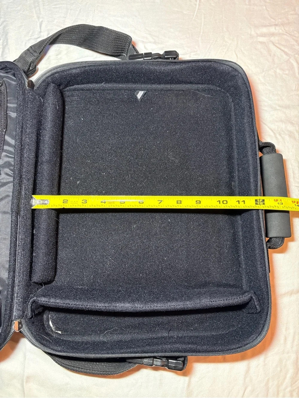 Kensington Black Laptop Briefcase with Adjustable Shoulder Strap